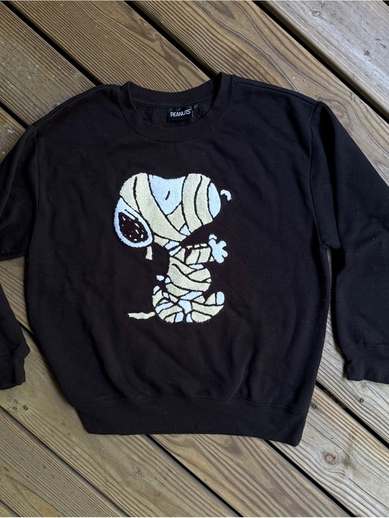 Peanuts Tops - Peanuts Womens Snoopy Mummy Halloween Graphic Sweatshirt Black XL C-Life